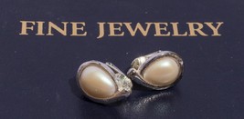 Vintage Silver Tone Pearl Clip On Earrings Jewelry jds - £26.08 GBP