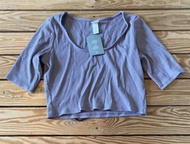 H&amp;M NWT Women’s Ribbed Crop shirt Size M Beige T2 - $10.79