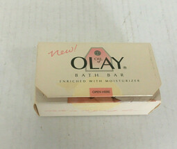 Vintage oil of olay bath bar sample box with soap bar movie photo prop  - €17,15 EUR