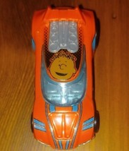 2014 Hot Wheels - Chicane - Franklin from Peanuts - Orange - $167.57 MXN