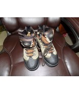 RedHead Bone Dry Waterproof Boots Size 5 Boy&#39;s EUC - $41.40
