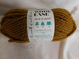 Lion Brand Wool Ease Thick &amp; Quick Flax Dye Lot 630412 - £4.49 GBP