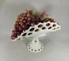 Gorgeous Westmoreland Doric Open Lace Banana Fruit Stand Boat Milk Glass Footed - £21.84 GBP