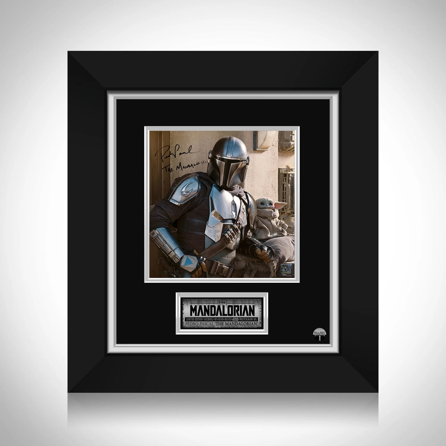 Star Wars - The Mandalorian Limited Signature Edition Studio Licensed Ph... - £160.99 GBP