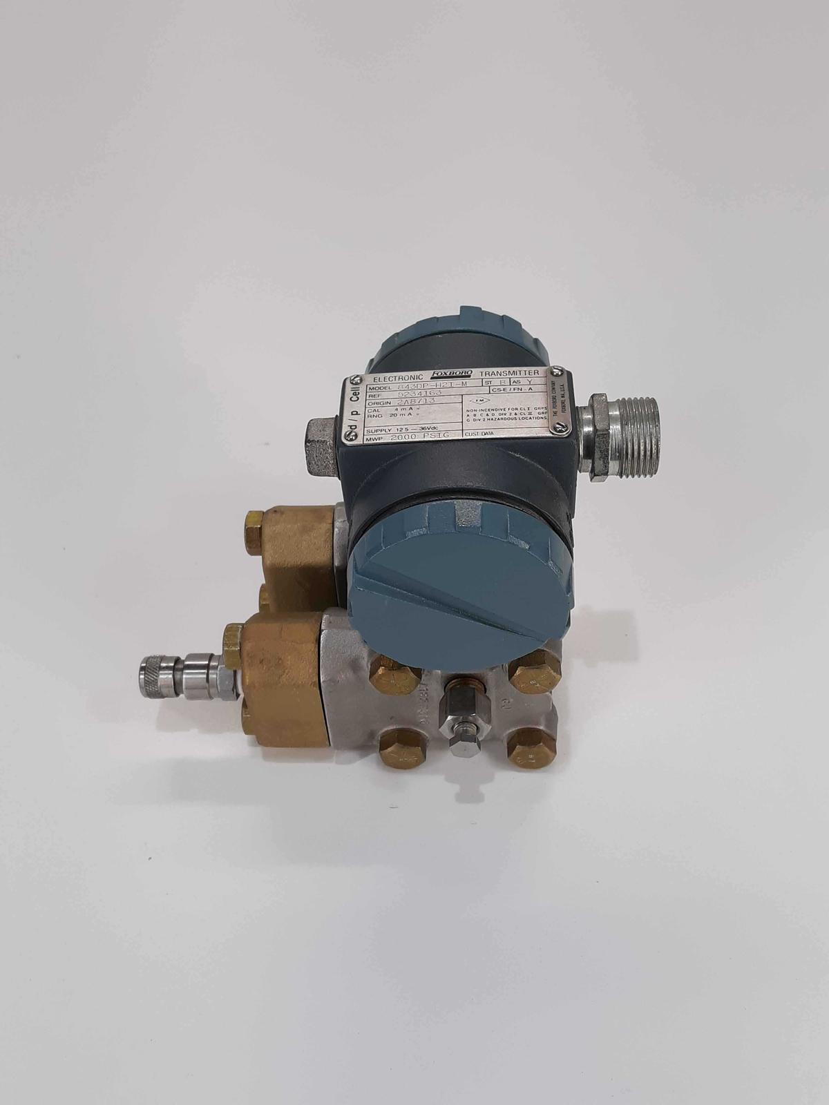 Foxboro 843DP-H21-M Electronic Pressure Transmitter 2000Psi Max  - $148.00
