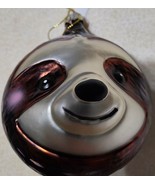 Robert Stanley Glass Sloth Face Ornament NWT - £11.42 GBP