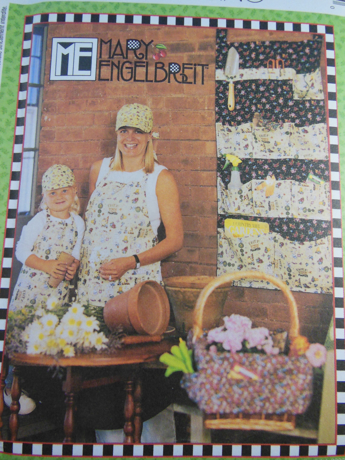 McCall's 3626 Mary Engelbreit Hat Apron Organizer Pillow Basket Liner Tote UNCUT - $5.53