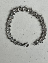 Vintage Dainty Clear Round Rhinestone &amp; SIlvertone Chain Bracelet – 7 inches in - £9.02 GBP