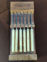 Washington Forge Town &amp; Country Forgecraft 6 Steak Knife Set-Faux Pearl Handles - £19.01 GBP