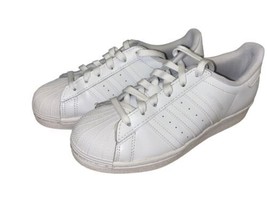 adidas Women&#39;s Original Superstar Sneaker White Size 6 FV3285 - $49.50