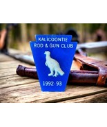 KALICOONTIE Rod &amp; Gun Club Plastic Pheasant  Pin Button Columbia County ... - $195.72 MXN