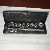 Vintage New Britain 1/4&quot; drive socket set With Breaker Bar and Swivel - £58.21 GBP