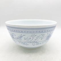 Vintage Pyrex Mixing Bowl &quot;Brittany Blue&quot; Flowers Scrolls Hearth 1.5 Qt ... - £23.94 GBP