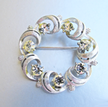 Mid-Century Vintage Textured Swirls Silver-tone Rhinestone Circle Brooch... - $14.84
