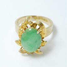 Vintage 14K. 585 SOLID Yellow Gold Handmade Ring with Cabochon Jade APPLE GREEN! - £889.99 GBP