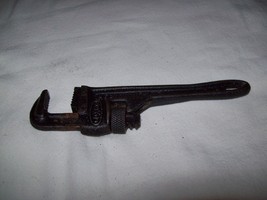 Vintage Small Roxco 6&quot; Pipe Wrench Trimont Mfg. Co. Roxbury Mass. - £12.50 GBP