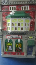 Cobblestone Antique Shop Lighted House Dickens Village Showroom Model - £41.78 GBP