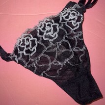 Victoria&#39;s Secret M THONG Black White Floral Embroidered - £31.06 GBP