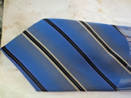 Hermes Paris Men&#39;s 100% Silk Ties diagonal stripes Gray Black Blue - $100.00