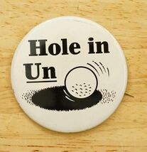 Vintage Pinback Button Hole In Un Golf 7UP Uncola Soda Pop Advertising - $12.86