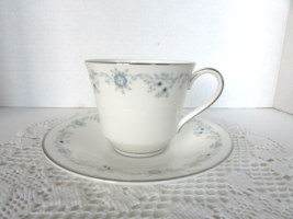 Royal Doulton H4997 Dinnerware Teacup And Saucer Angelique Made In England - £14.75 GBP