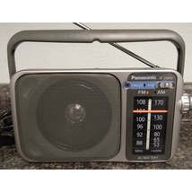 Panasonic Portable Am FM Radio Battery Operated Analog AC Power Silver RF-2400D - £51.14 GBP