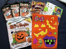 Vintage 1990 Assorted Lot Of 7 Halloween Decor Items Balloons Bags Fabric - $35.00
