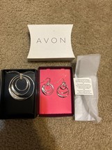 Avon Signature Collection Orbit Long Necklace &amp; Earrings Giftset Silvertone NIB - £20.89 GBP