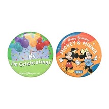 2 Disney World I&#39;m Celebrating Happy Birthday Mickey &amp; Minnie 2023 Butto... - £3.12 GBP