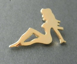 Mudflap Girl Gold Colored Mud Flap Guard Lapel Pin Badge 1.25 &quot; Left Facing - £4.50 GBP