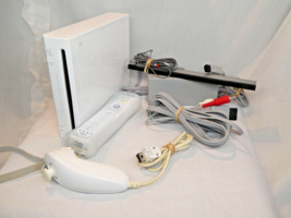 Nintendo Wii Console Bundle OEM White RVL-001(USA) GameCube Compatible - Tested! - $58.00