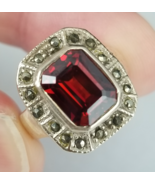 Sterling Silver and garnet ladies ring 925 size 5.5 vintage ESTATE SALE - $58.54 CAD