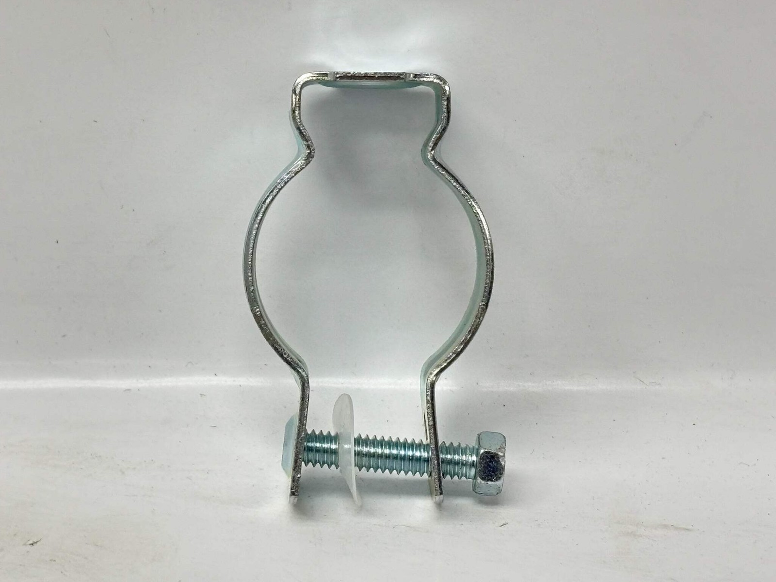 125PK nVent CADDY CD25B Conduit Clamp, 1-1/4" EMT, Steel, Zinc-Plated Item image 4