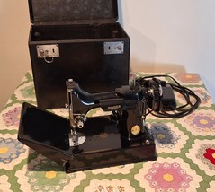 Rare 1947 SINGER FEATHERWEIGHT Sewing Machine Quilters 221  w/ Case Test... - $549.95