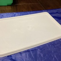 Tupperware 795-10 replacement rectangle sheer lid for deli/ bacon keeper - $10.89