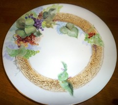 GORGEOUS VINTAGE PLATE GRAPE ON VINE JPL FRANCE POUYAT LIMOGES CHEESE SE... - $226.40 MXN