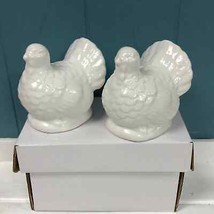 Set of white Turkey salt and pepper shakers - £12.63 GBP