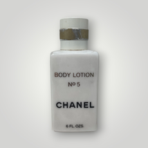 Vintage 1970s Chanel Body Lotion NO 5 Nearly Empty 6oz Milk Glass Jar Co... - $43.54