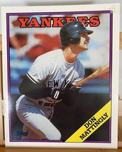 1988 Topps Duo-Tang School Folder Baseball Card Don Mattingly Yankees 300 - £6.36 GBP