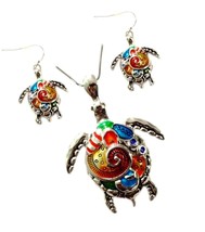 Boutique Beautiful Sea Turtle Tortoise Pendant and 21 - $62.30