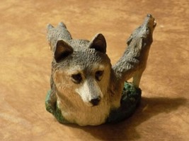 Healthy Planet Collectibles Wolves Hand-Painted Ceramic Wolf Candle Holder Decor - £15.58 GBP