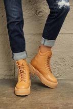 East Lion Corp Platform Combat Chunky Thick Sole Caramel Tan Lace Up Boo... - $50.00