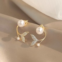New Elegant Mermaid Tail Shape Pearl Earrings Korean Fashion Jewelry For Womans  - £10.50 GBP