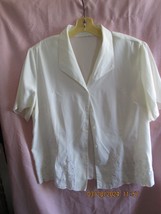 Ladies Top White Lace Embroidery Bottom Buttons Blouse Size XL - £11.97 GBP