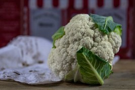 Cauliflower Snowball Y HEIRLOOM 100+ seeds 100% organic Non GMO Grown in... - $4.19