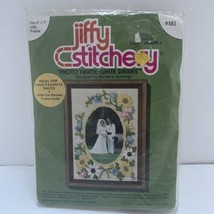 Jiffy Stitchery Photo Frame White Daisies New 5x7 #883 Barbara Jennings ... - $7.84