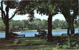 Levee Park overlooking Mississippi River Red Wing Minnesota Postcard - £4.06 GBP