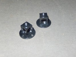 LIONEL PART -027 SWITCH LANTERN INSIDE HOUSING -  NEW W46O - $1.33