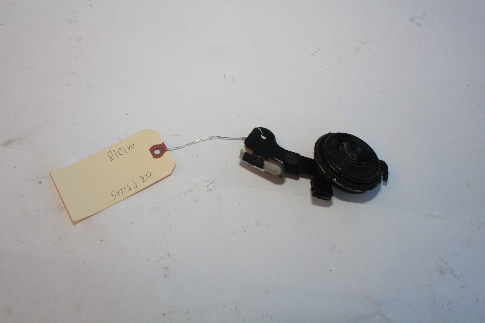 2004-2009 TOYOTA PRIUS HIGH NOTE KEY PITCH HORN H M1018 - $47.29