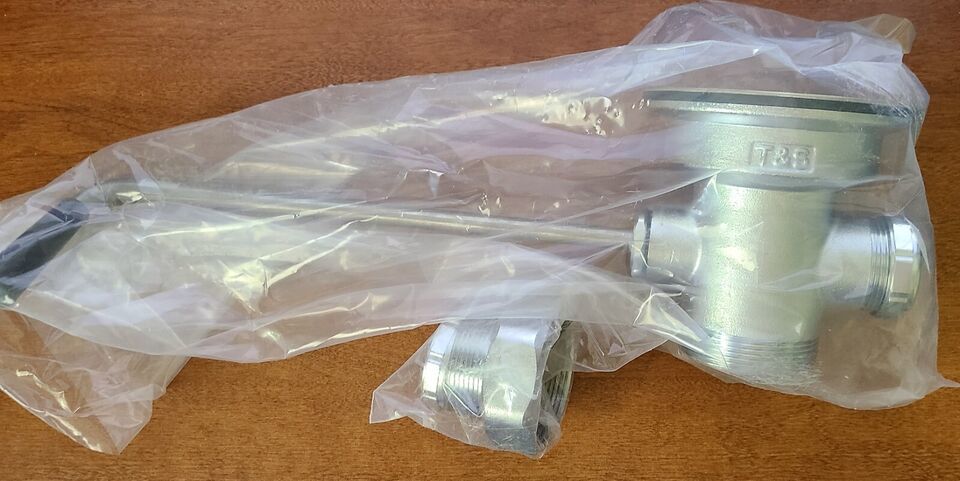 T&amp;S Brass B-3950 Twist Waste Drain Valve with Adapter 3.5&quot; Sink Opening ... - $66.40